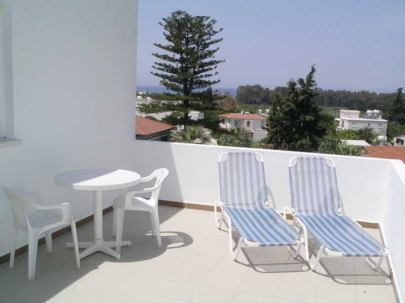 Renos Apartments Polis Exterior foto